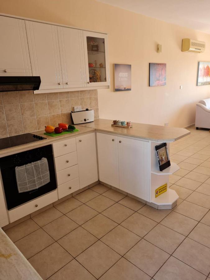 Stay Ocean Apartment Paphos Exterior foto