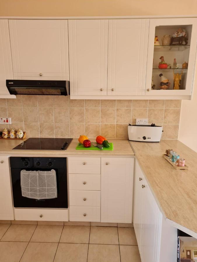 Stay Ocean Apartment Paphos Exterior foto